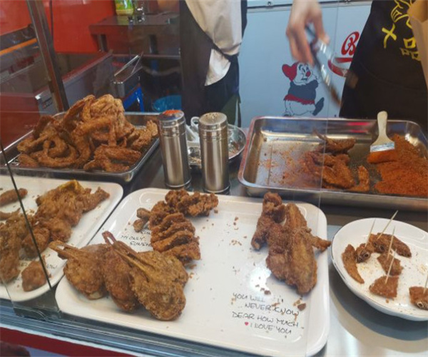 十品丫椒盐鸭头加盟费