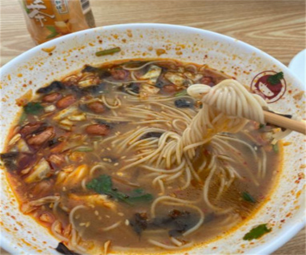 荞小雨秘制荞麦面