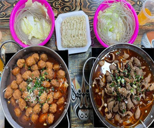 成都麻椒肥肠锅加盟费