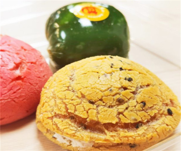 三食而粒糕点加盟费