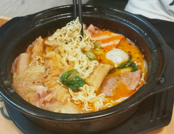 徽丫头砂锅麻辣烫加盟费