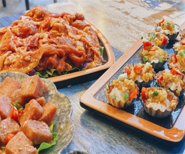 鲁班喜悦烤肉加盟费