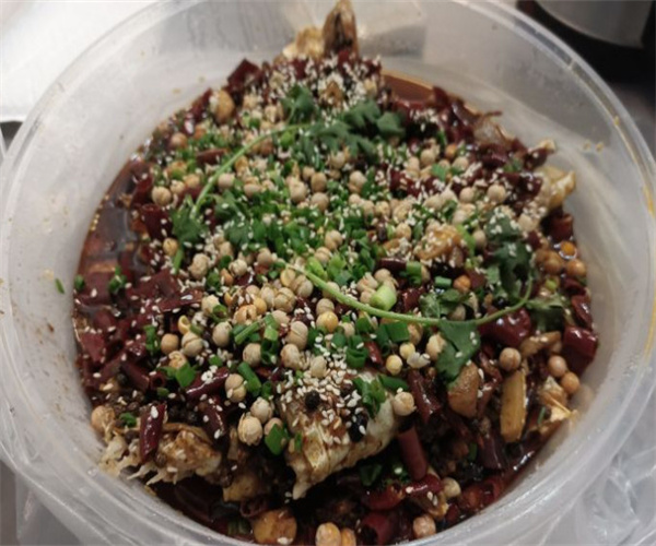 跃焱季秘制烤鱼加盟费