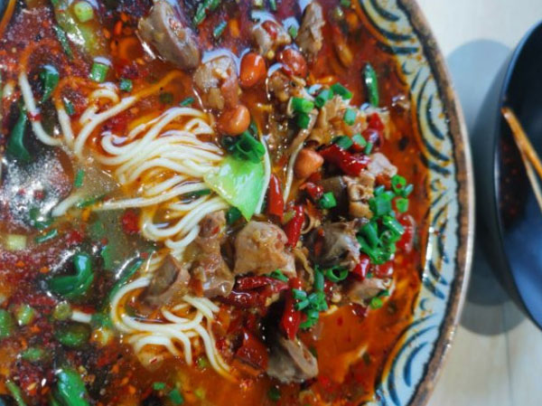 周三千重庆小面加盟