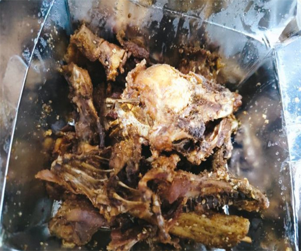 【鸡架当家麻辣鸡架加盟费】加盟鸡架当家麻辣鸡架需要多少钱？