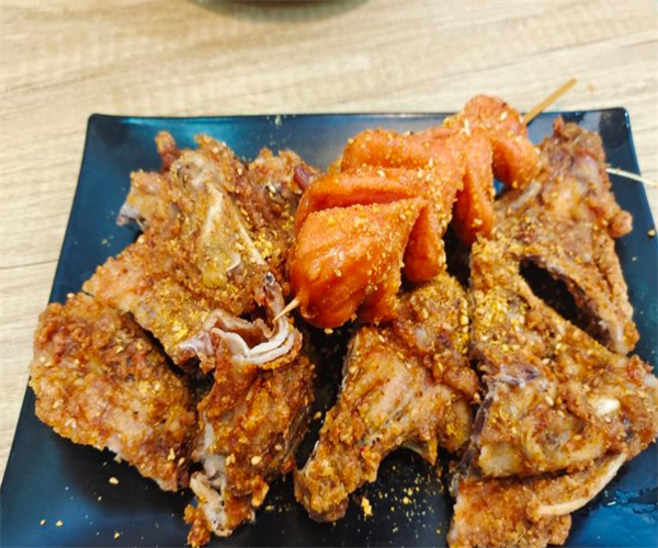 椒外婆麻辣烫加盟费