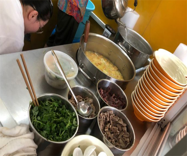 周氏鸭血粉丝加盟费