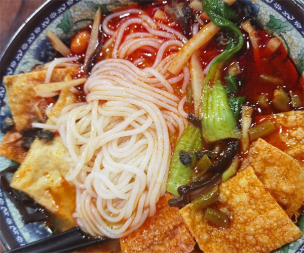 张小妖螺蛳粉加盟