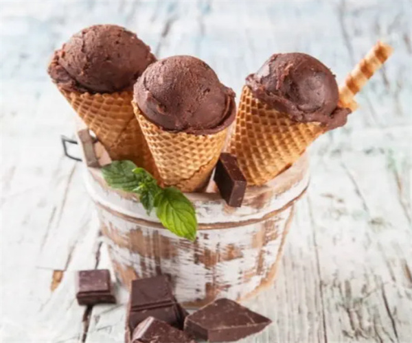 小草屋冰淇淋加盟费