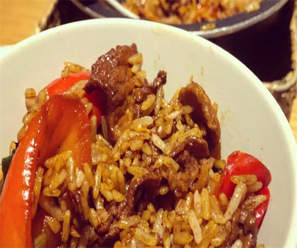 扒肉侠煎肉汤拌饭加盟费