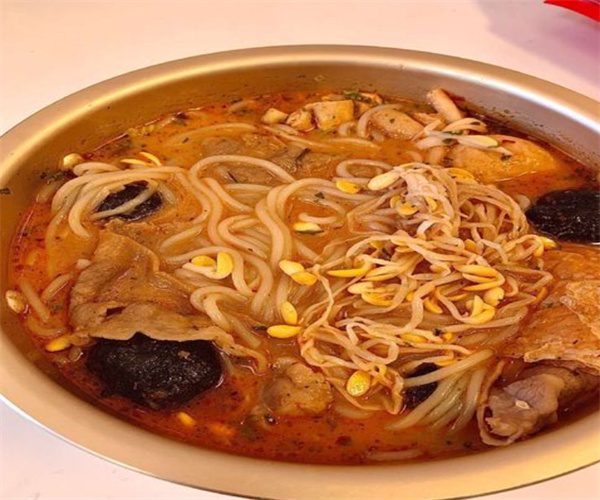 满小饱肥汁米线加盟