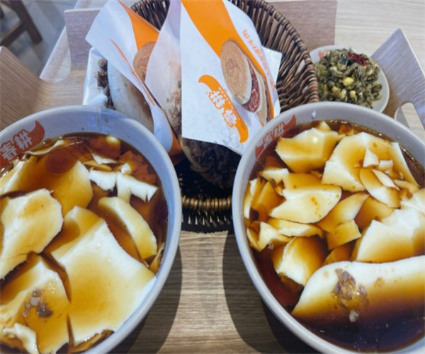 春耕牛肉烧饼加盟费