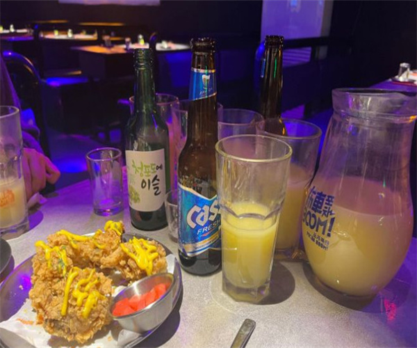 布车POCHA BOOM酒吧加盟费