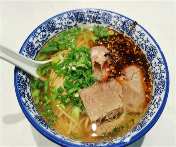 百晟香老兰州牛肉面加盟费