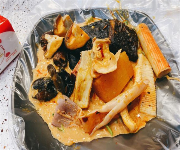 婆婆小串麻辣烫