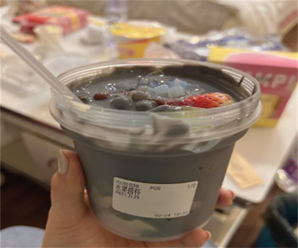 谷小义酸奶水果捞