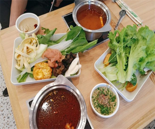 HHL扈惠利麻辣烫加盟费