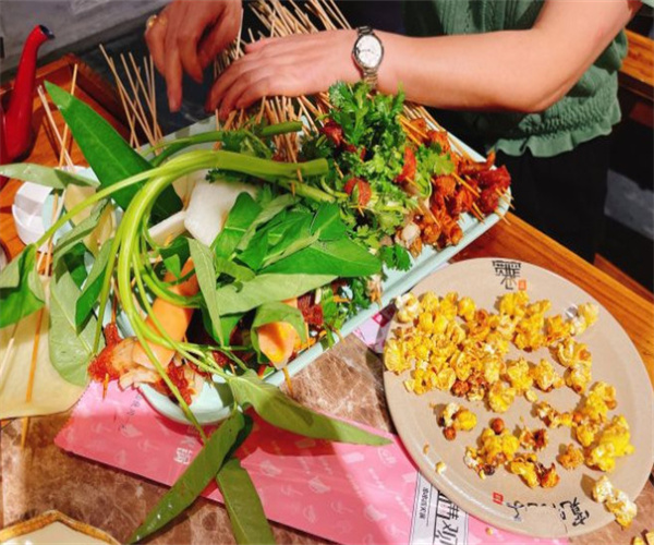 桃满观串串香火锅加盟费