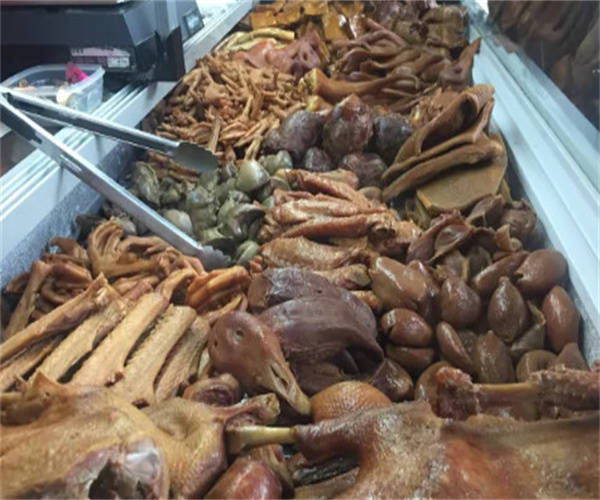 吉鸭鸭卤味加盟费