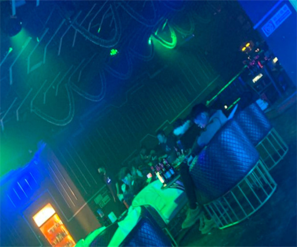 前任酒吧加盟费