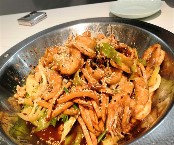 古丽么么虾干锅火锅加盟费