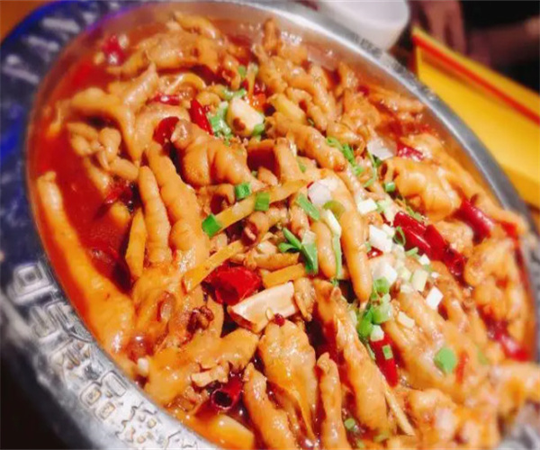 伍小酥肉蟹煲鸡爪煲加盟费