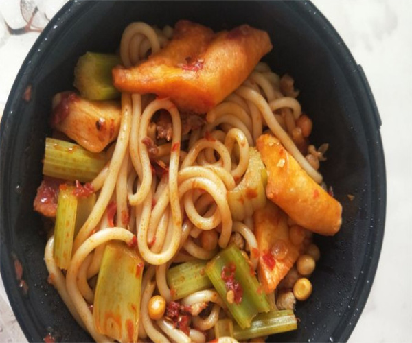 西雅苏新疆炒米粉加盟