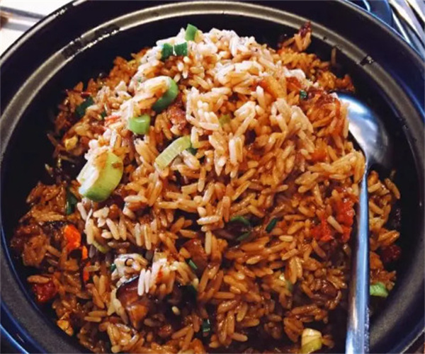 七公干锅焖饭加盟费