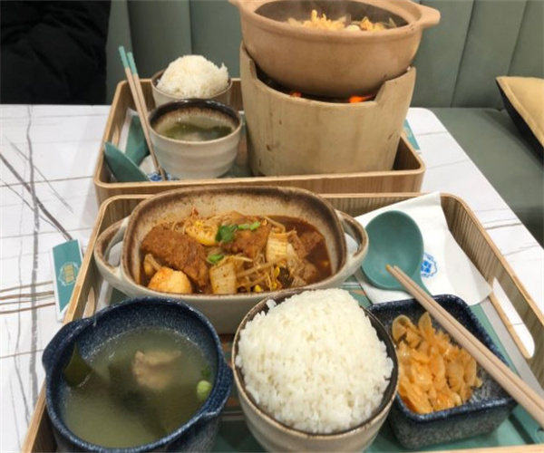 蔡鲜森烧汁饭加盟