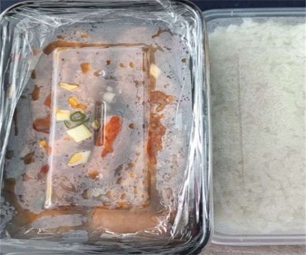 鲜辣婆无骨烤鱼饭加盟费