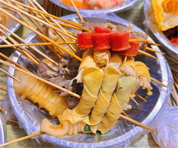 金萍麻辣串加盟费