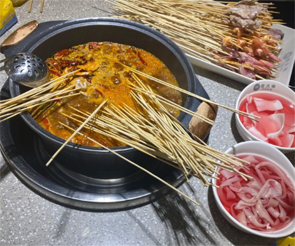 赵大帅牛肉串串香加盟费