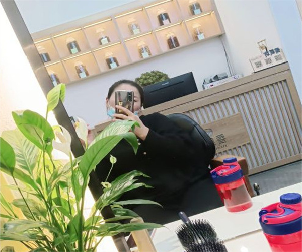 香丝坊头疗馆加盟费