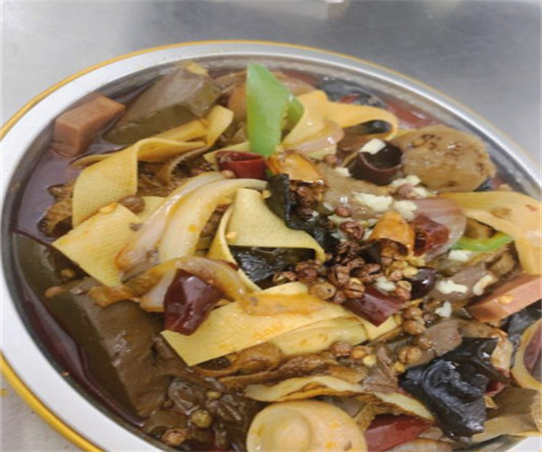 秘霸肥肠鸡加盟