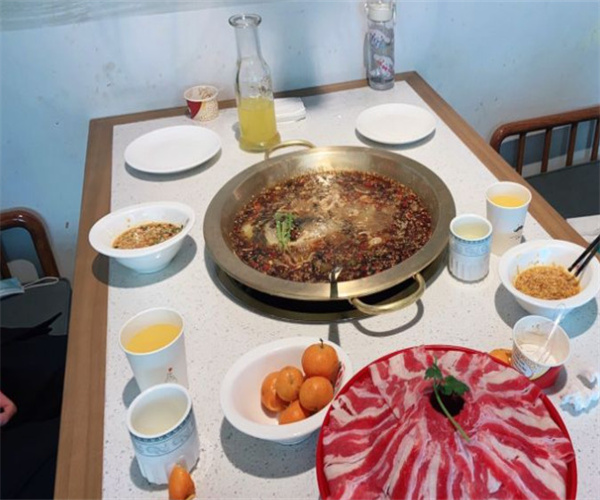 鲜渝味美蛙鱼头火锅加盟费