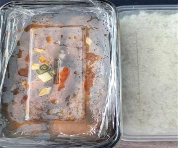 鲜辣婆烤鱼饭加盟费