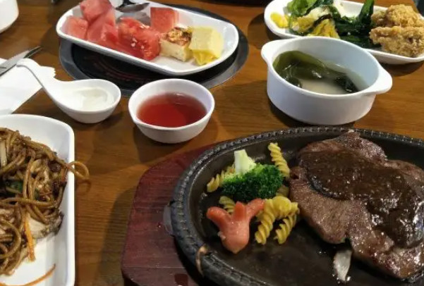 艾利宝牛排自助餐厅加盟费