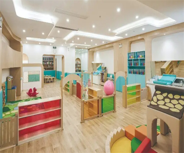 贝格尔国际托育中心加盟