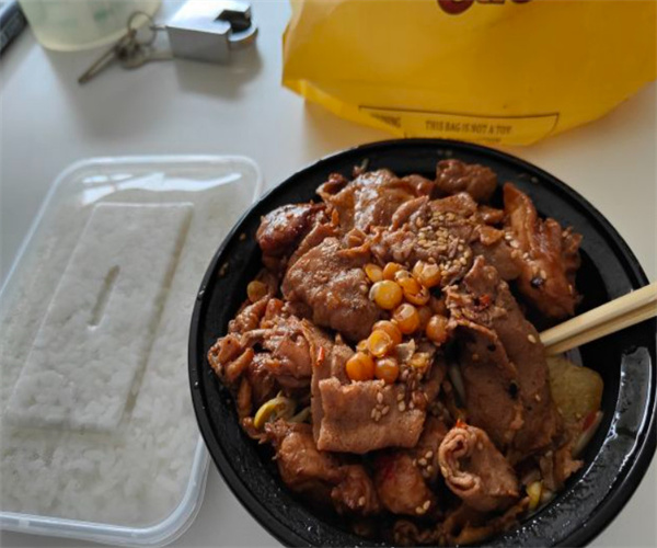 肥造肥肠鸡饭加盟