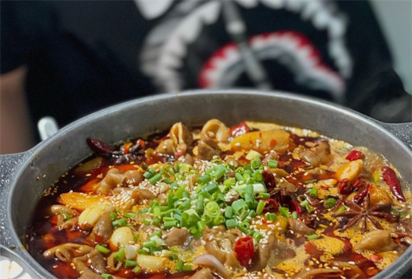 老川味江油肥肠川菜馆