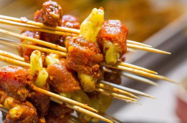 牛椒鲜无烟川串火锅加盟费