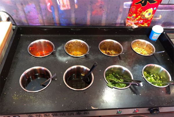 刁四麻辣烫加盟费