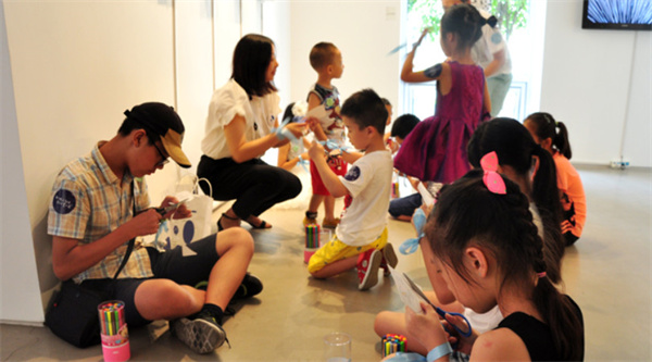 一鸣真鲜奶吧加盟费需要多少？