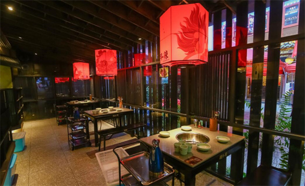 辣斗辣火锅加盟费_分析开辣斗辣火锅加盟店要多少钱！
