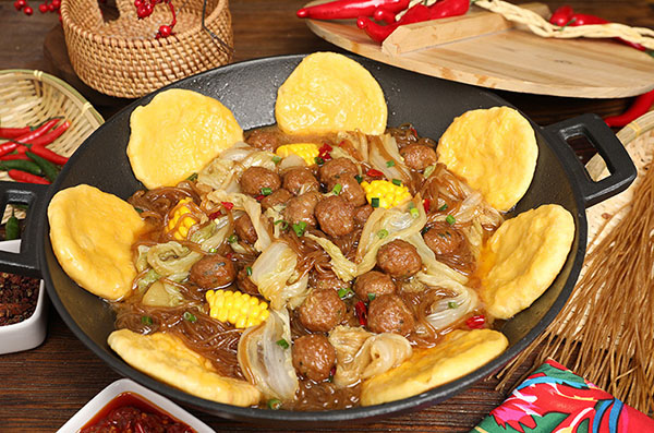 锵爷东北铁锅炖一切加盟费