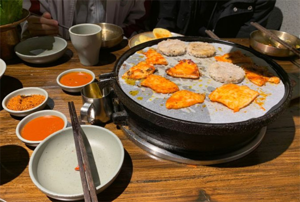 巷林烤肉加盟费要多少?