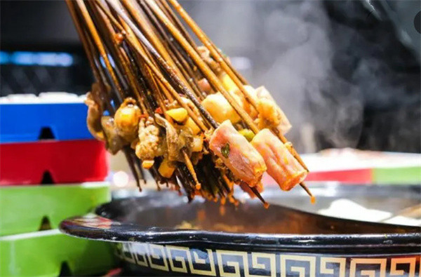 钢管厂五区小郡肝火锅串串香加盟