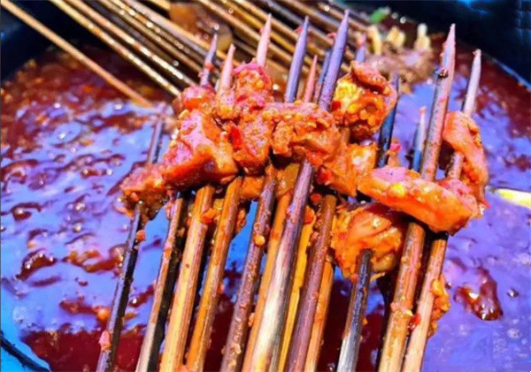 钢管厂五区小郡肝火锅串串香加盟