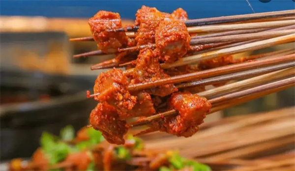 钢管厂五区小郡肝火锅串串香加盟