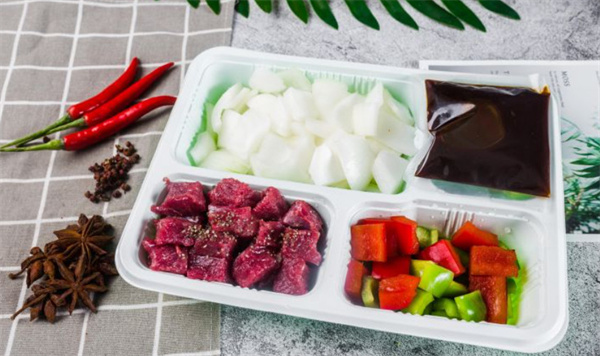 鲜出道半成品菜加盟_加盟鲜出道半成品菜轻松赚大钱！